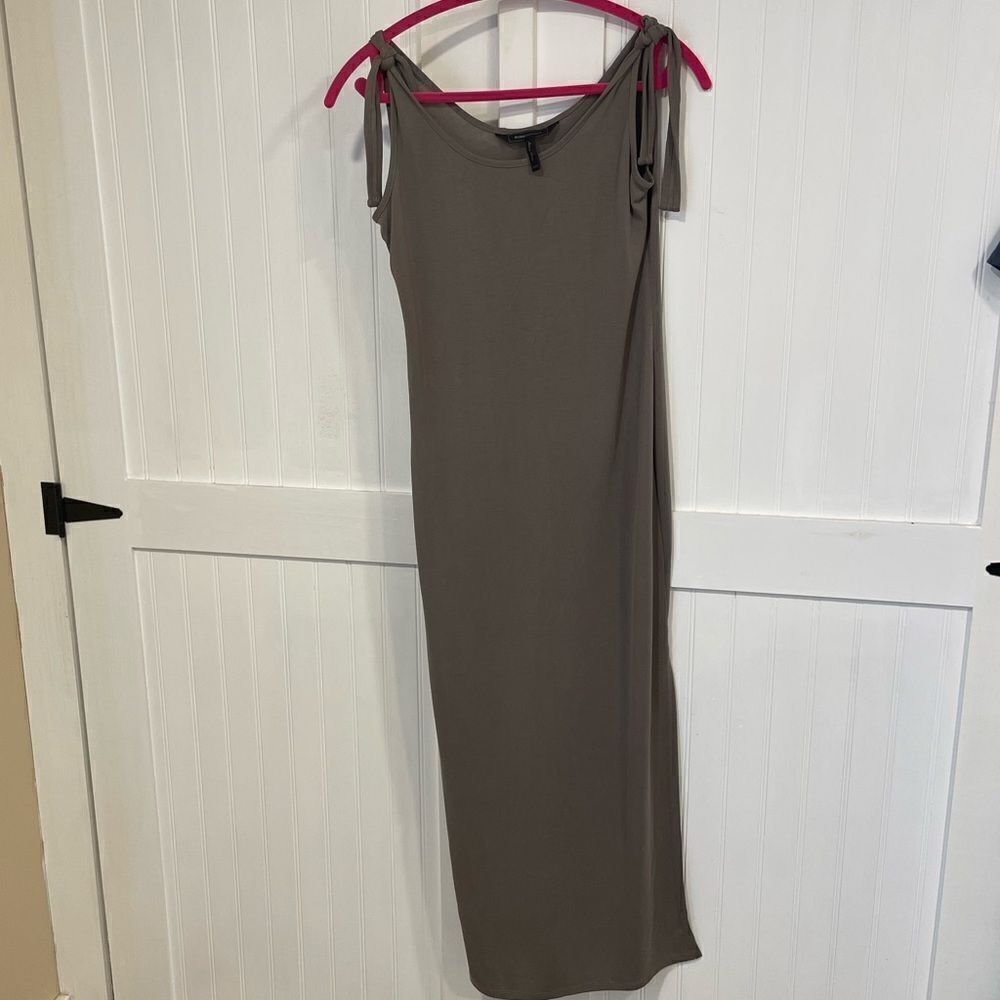 Bcbgmaxazria euc tan maxi dress size XXS